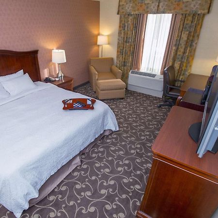 Отель Hampton By Hilton Братлборо Экстерьер фото