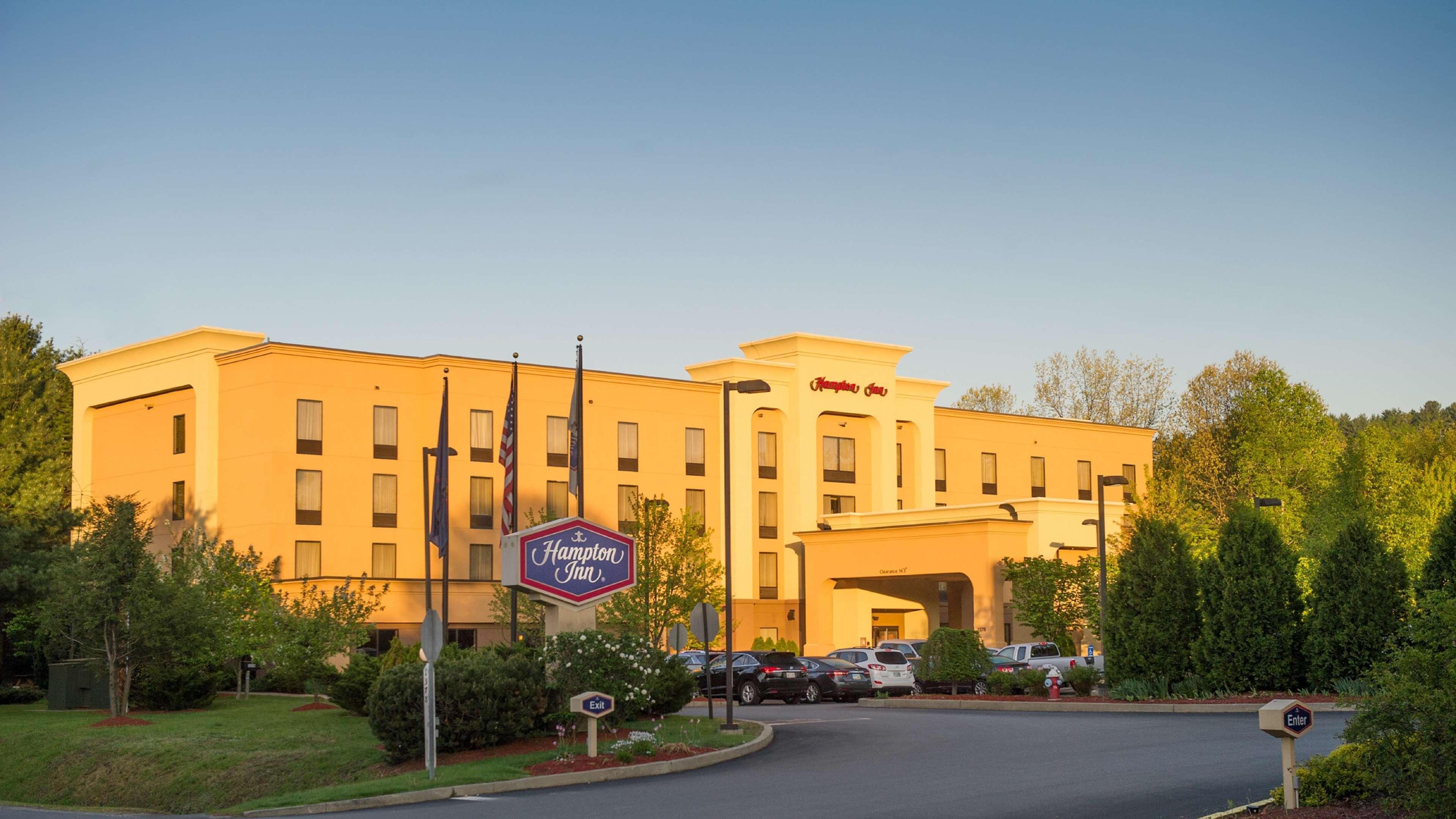 Отель Hampton By Hilton Братлборо Экстерьер фото